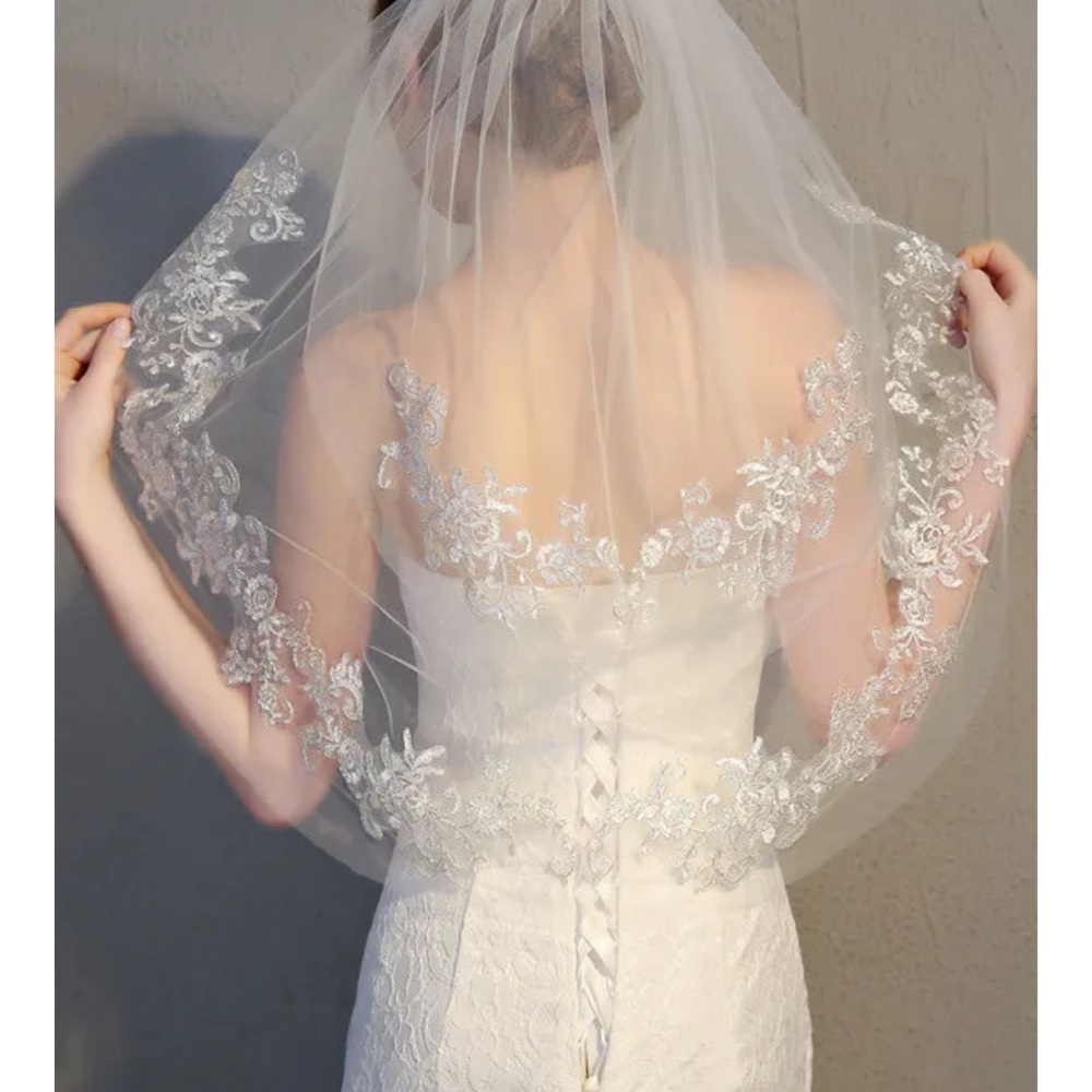 Elegant White Lace Bridal Veil 30”